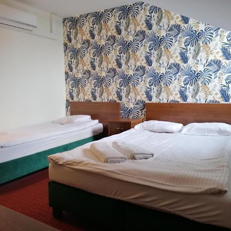 Pensjonat Telimena Hotel Zwierzyniec Eksteriør billede