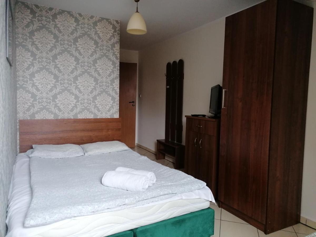 Pensjonat Telimena Hotel Zwierzyniec Eksteriør billede