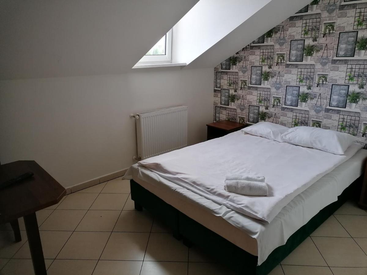 Pensjonat Telimena Hotel Zwierzyniec Eksteriør billede
