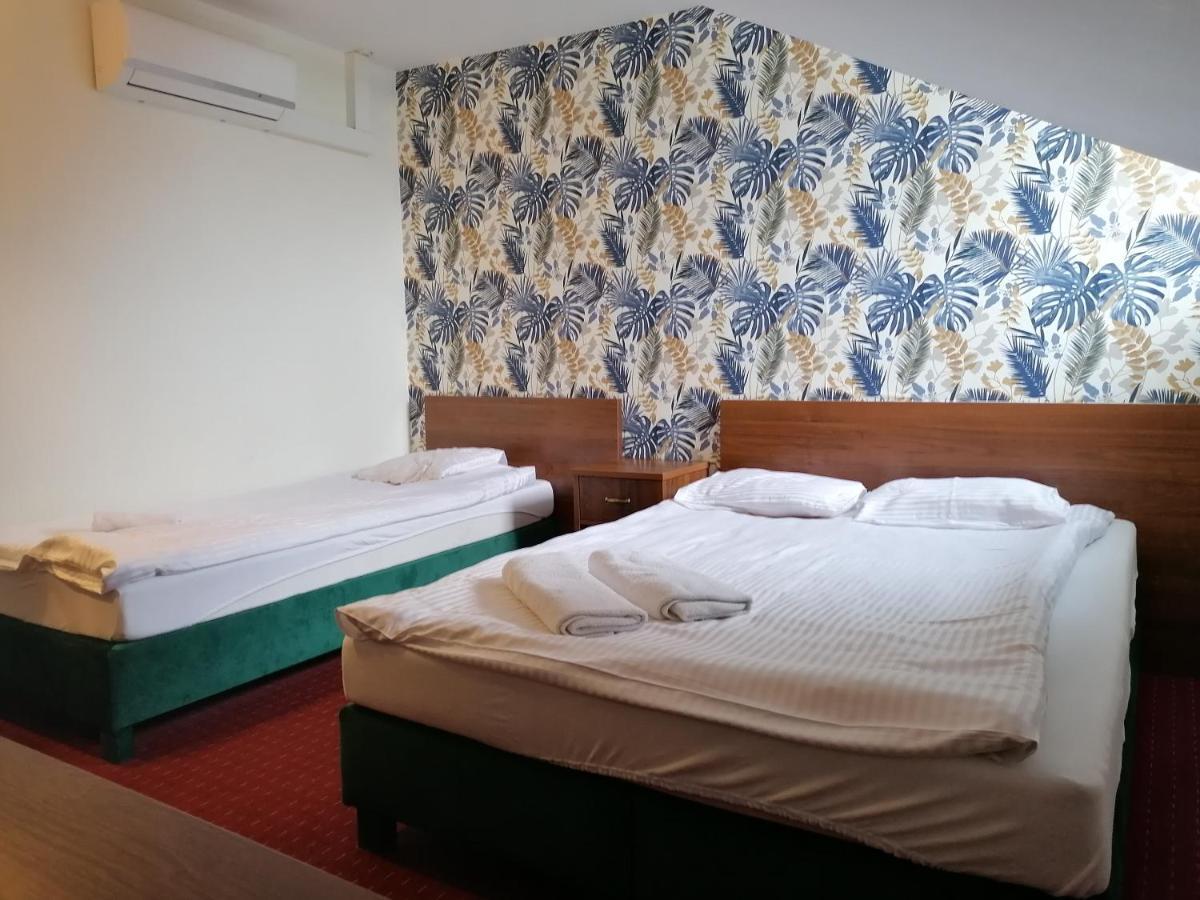 Pensjonat Telimena Hotel Zwierzyniec Eksteriør billede